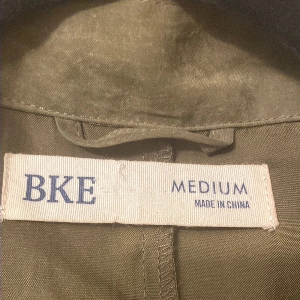 Buckle BKE Jacket Women’s Roll Tab Sleeve Tie Cinch Closure Olive Size M